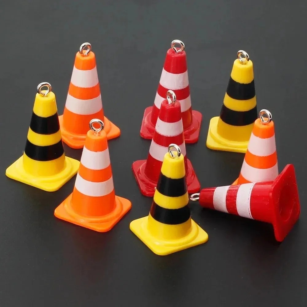 10 قطع من الحلي المرحة على شكل - مراجعة Road Traffic Cone وسعره